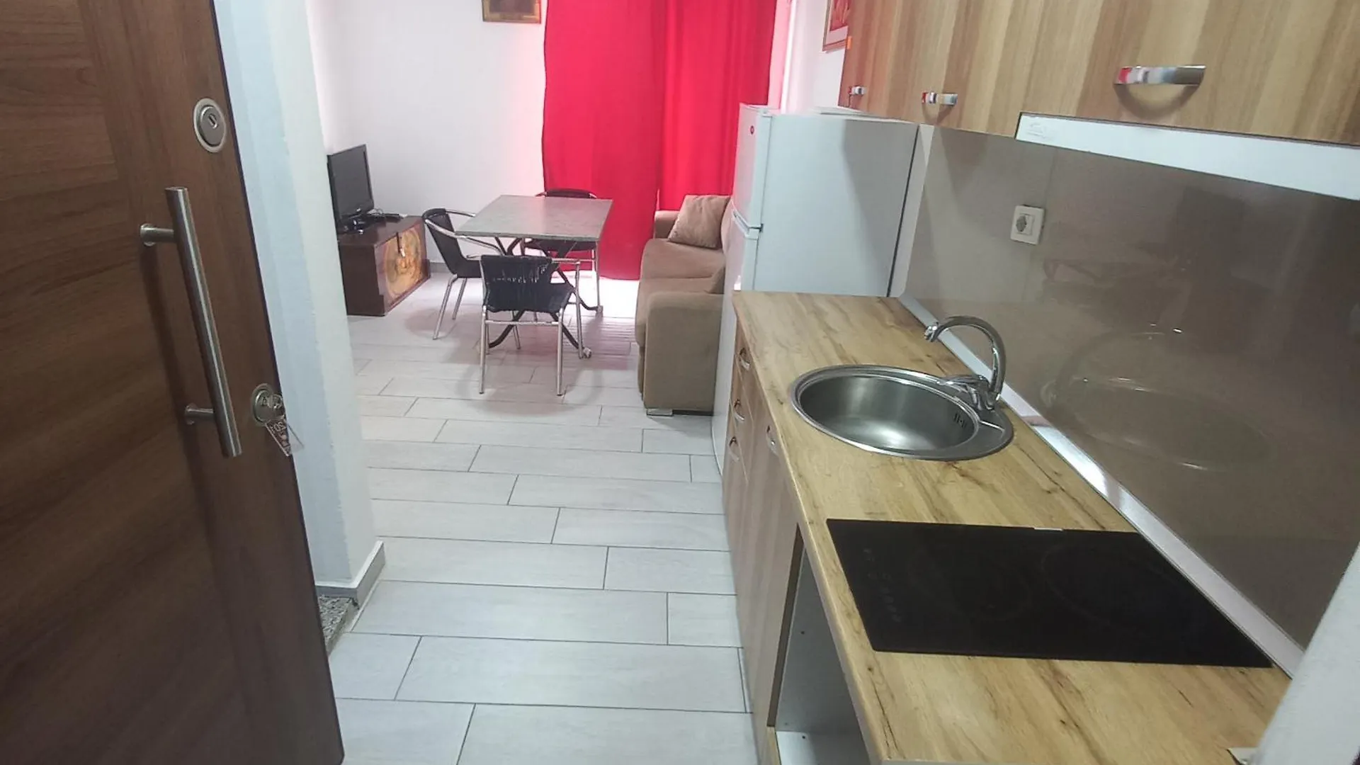 Apartament Shengjin Lisuss Apartments ألبانيا